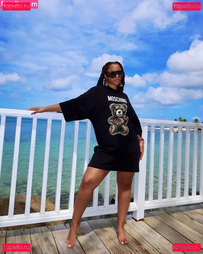 Chloe Bailey Onlyfans Photo Gallery 