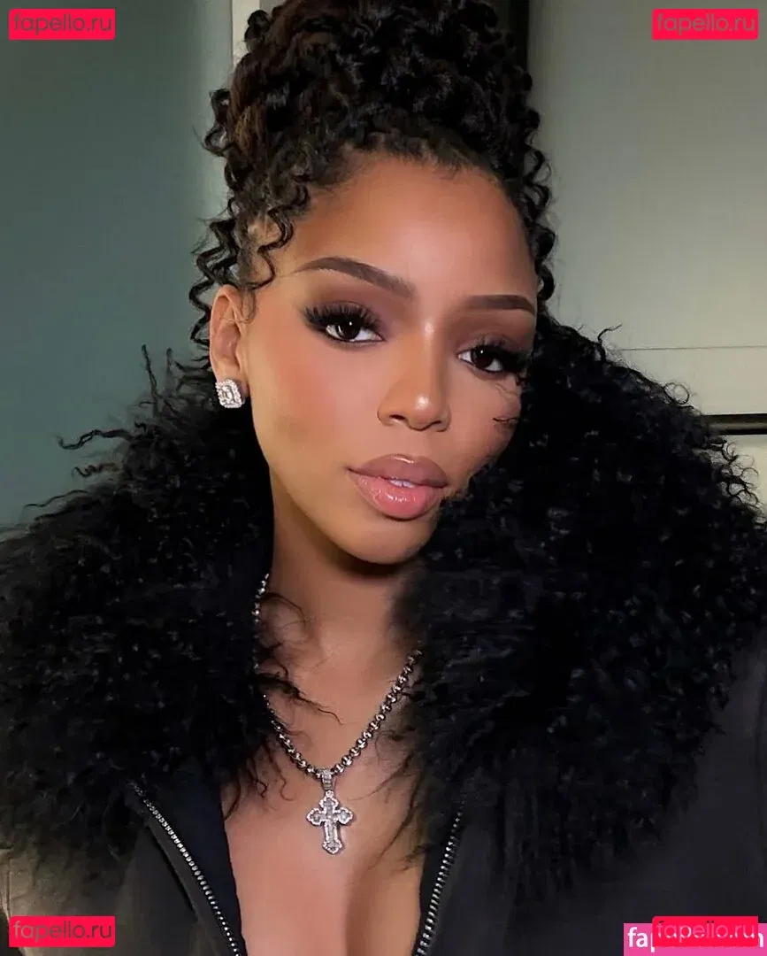 Chloe Bailey Onlyfans Photo Gallery 