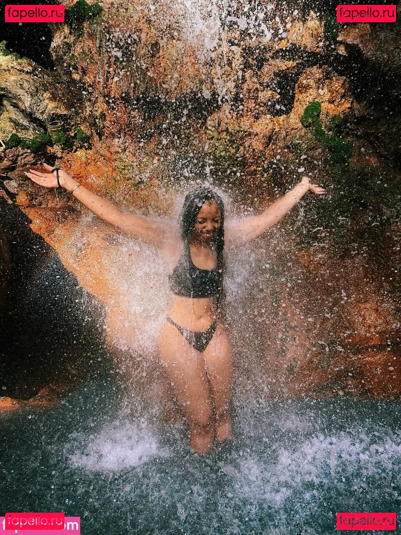 Chloe Bailey Onlyfans Photo Gallery 