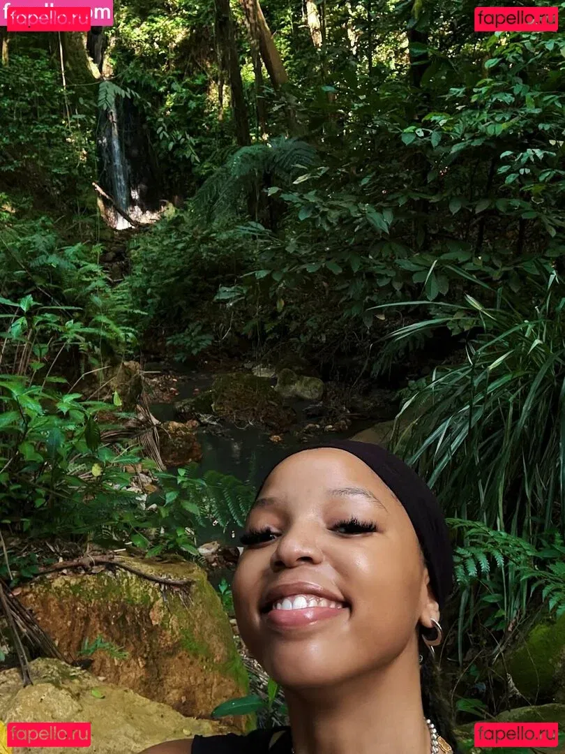 Chloe Bailey Onlyfans Photo Gallery 