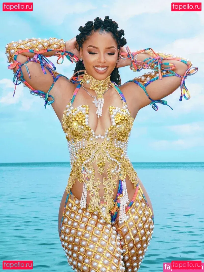 Chloe Bailey Onlyfans Photo Gallery 