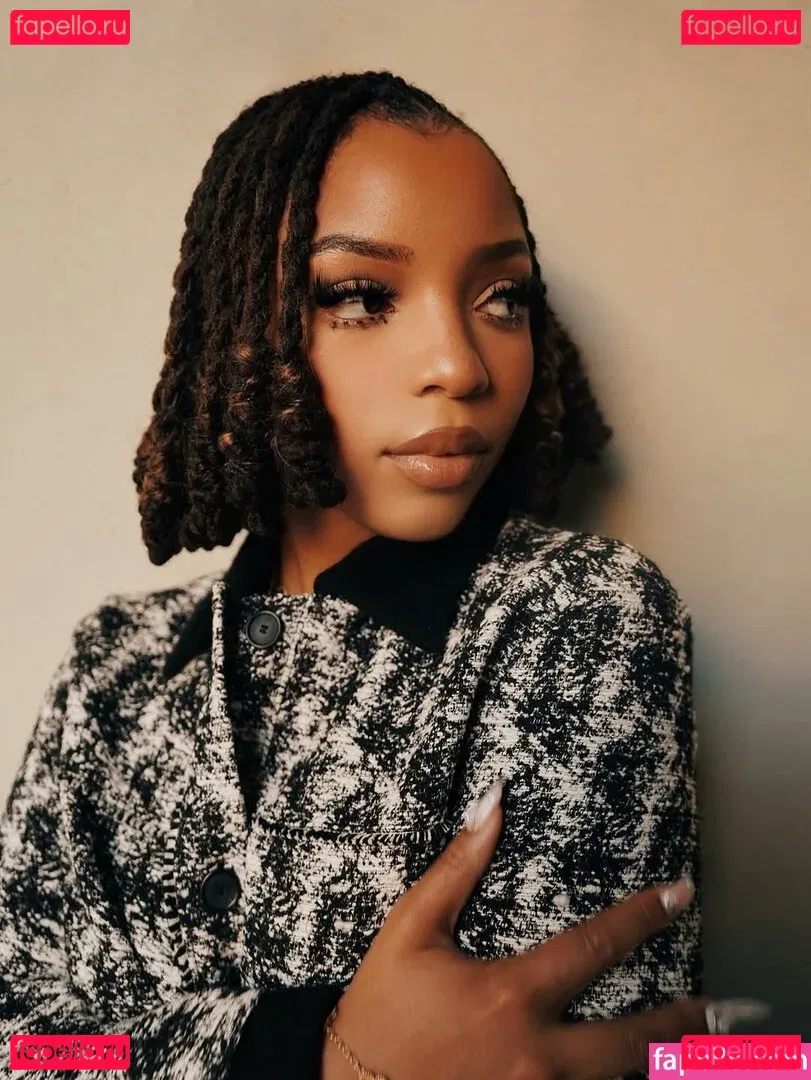 Chloe Bailey Onlyfans Photo Gallery 