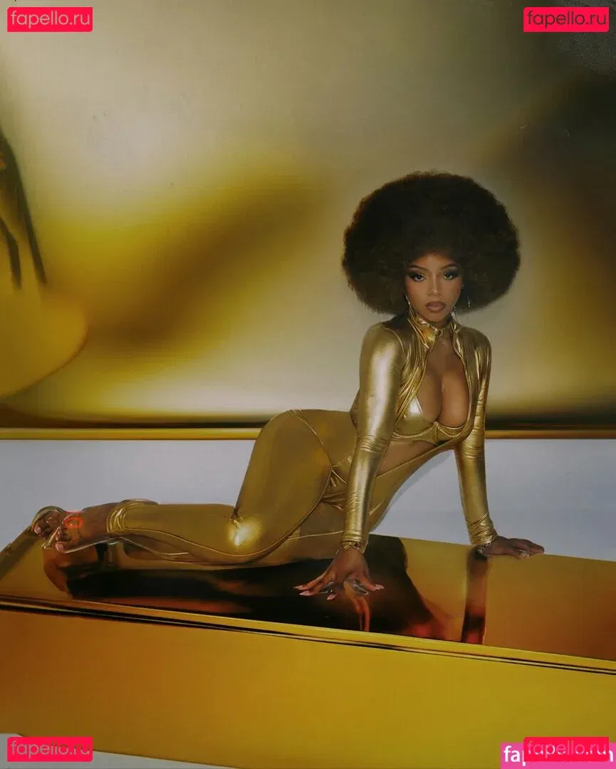 Chloe Bailey Onlyfans Photo Gallery 