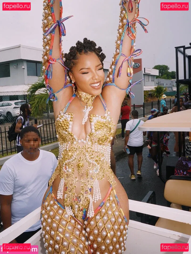 Chloe Bailey Onlyfans Photo Gallery 