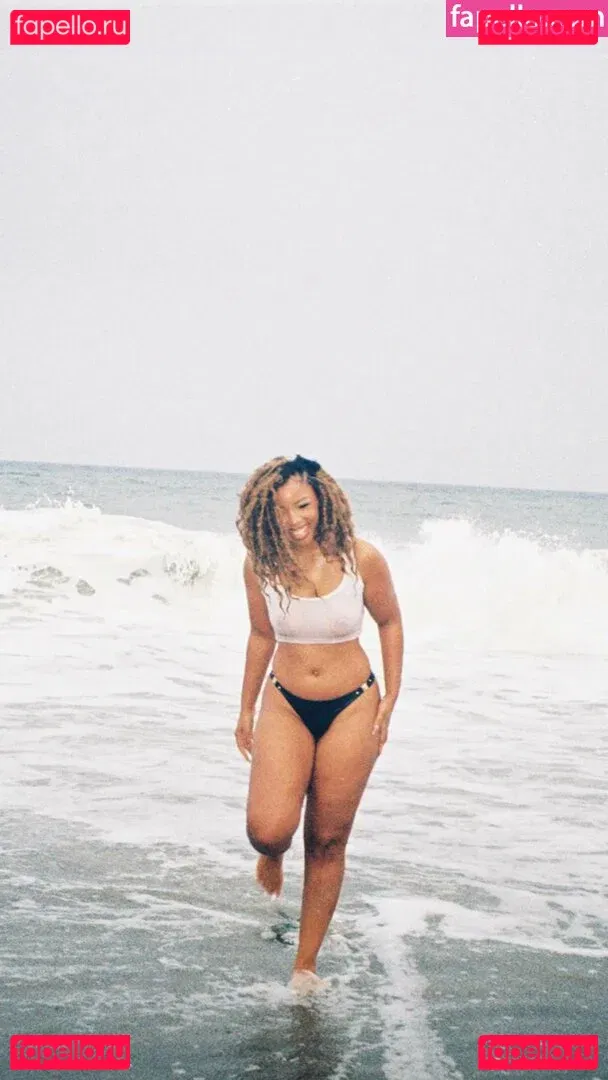 Chloe Bailey Onlyfans Photo Gallery 