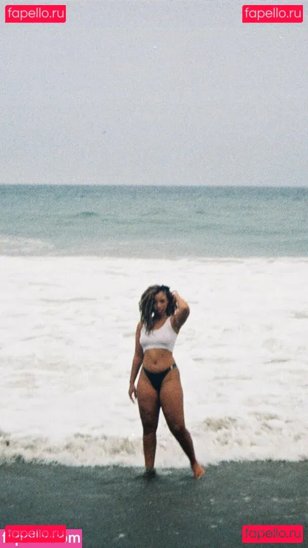 Chloe Bailey Onlyfans Photo Gallery 