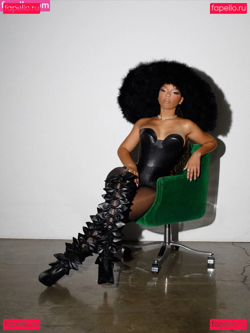 Chloe Bailey Onlyfans Photo Gallery 