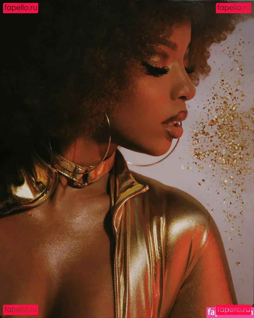 Chloe Bailey Onlyfans Photo Gallery 