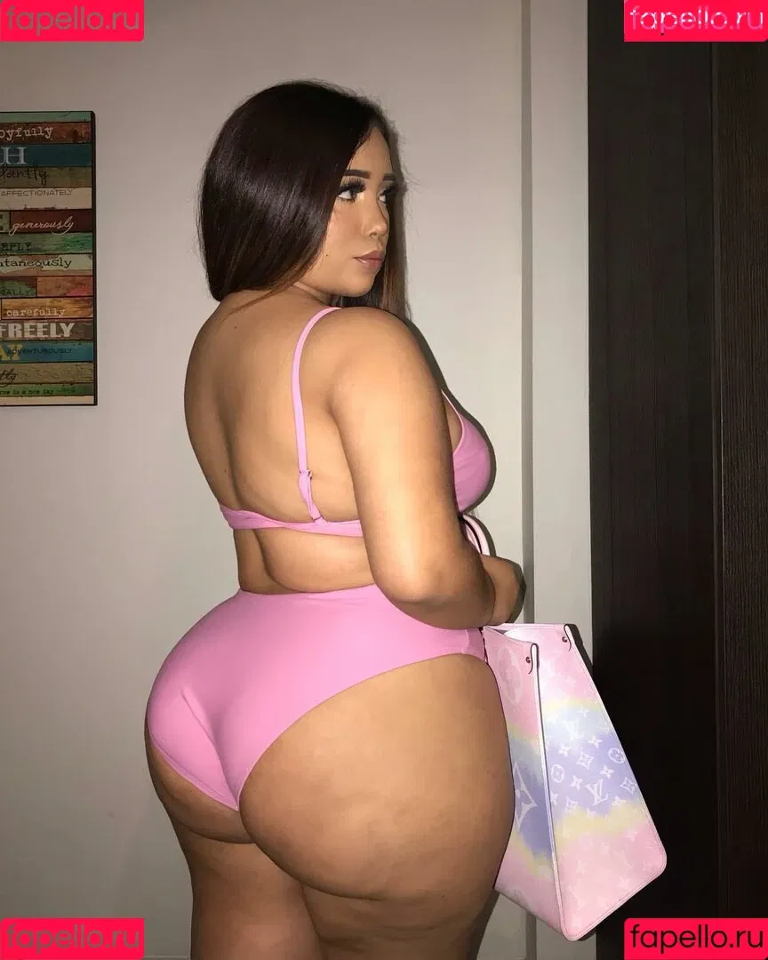 Jenessa Onlyfans Photo Gallery 