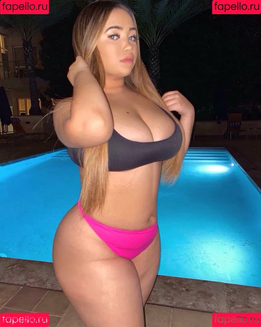 Jenessa Onlyfans Photo Gallery 
