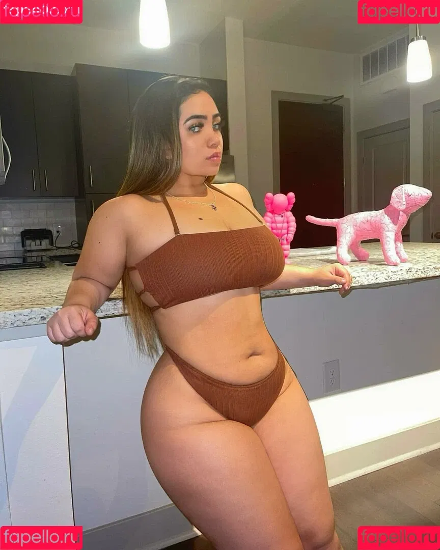Jenessa Onlyfans Photo Gallery 