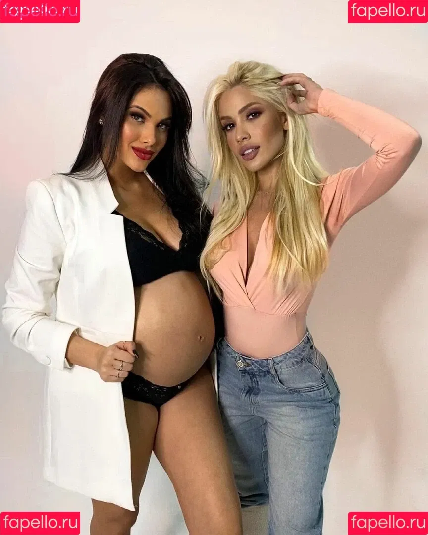 Emily Garcia Onlyfans Photo Gallery 