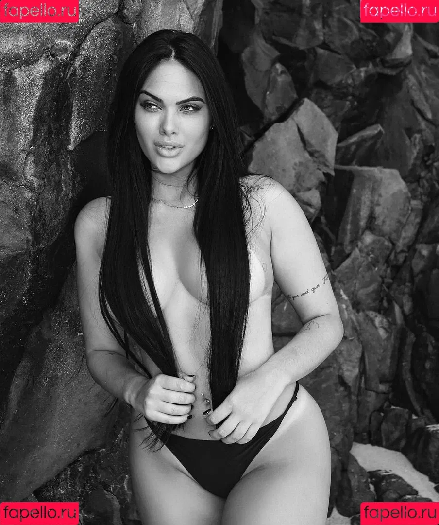 Emily Garcia Onlyfans Photo Gallery 