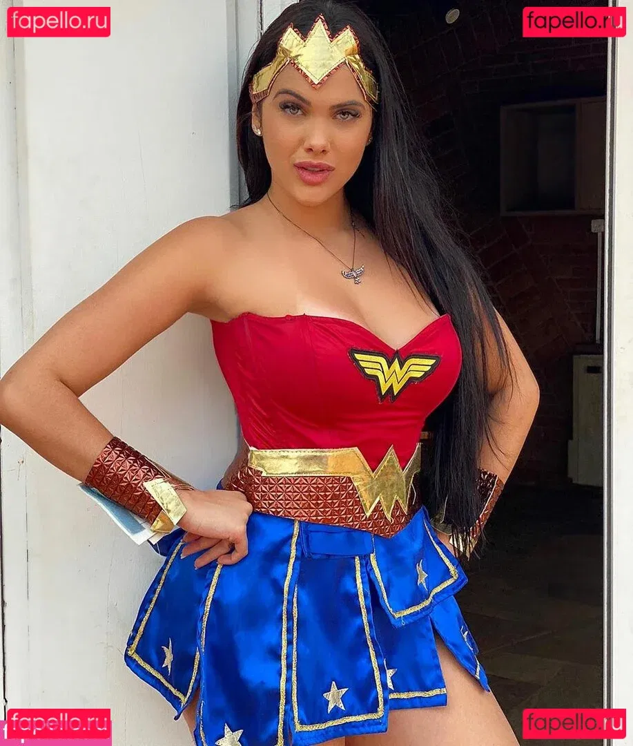 Emily Garcia Onlyfans Photo Gallery 