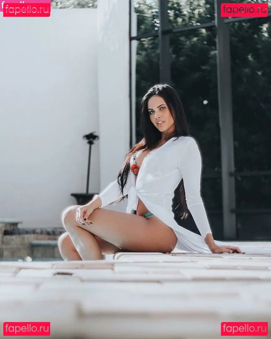 Emily Garcia Onlyfans Photo Gallery 