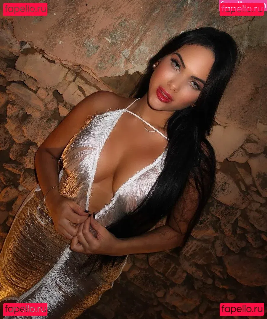 Emily Garcia Onlyfans Photo Gallery 