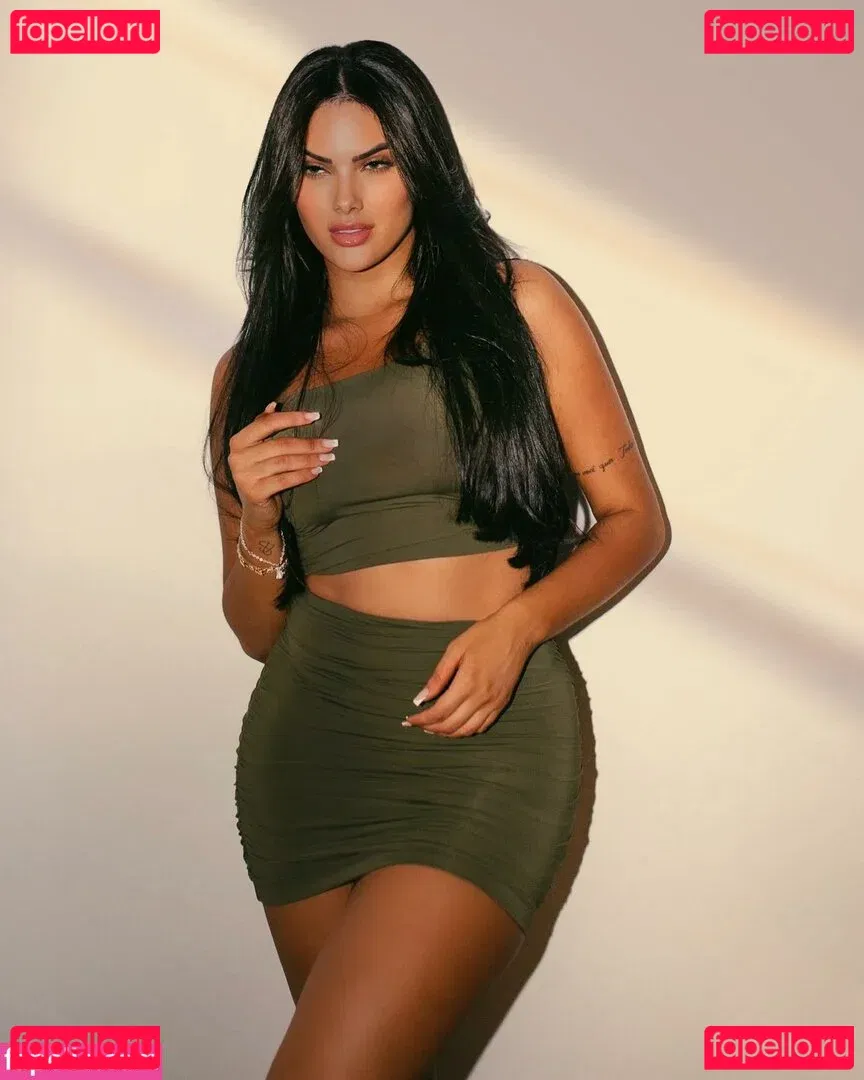 Emily Garcia Onlyfans Photo Gallery 