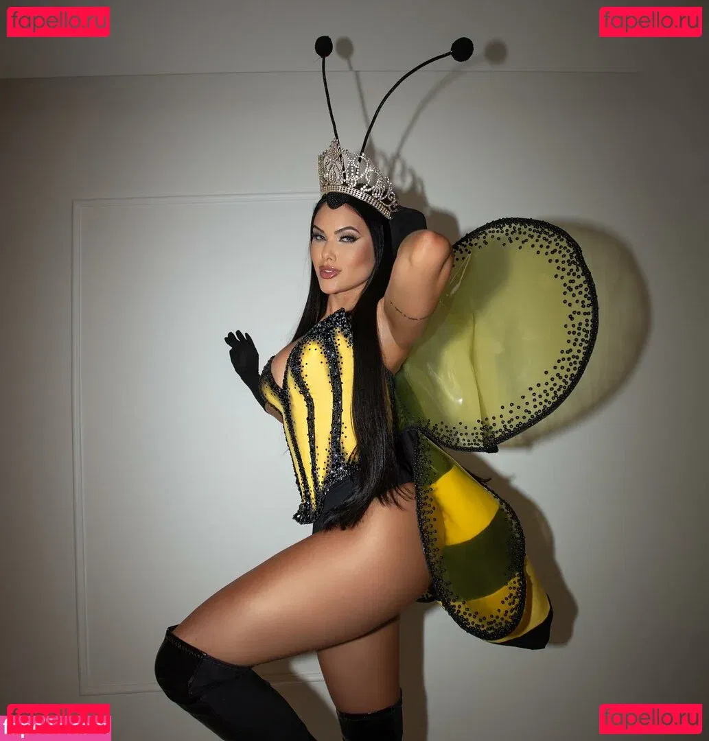 Emily Garcia Onlyfans Photo Gallery 