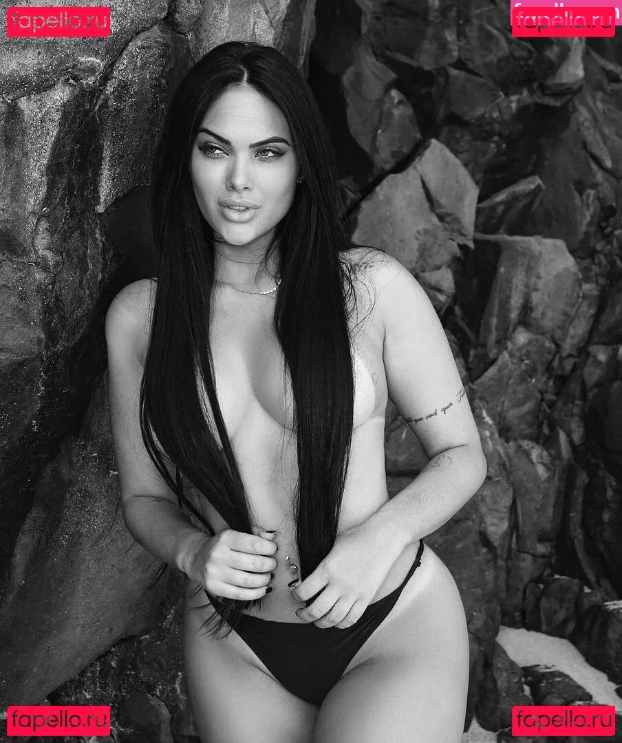 Emily Garcia Onlyfans Photo Gallery 