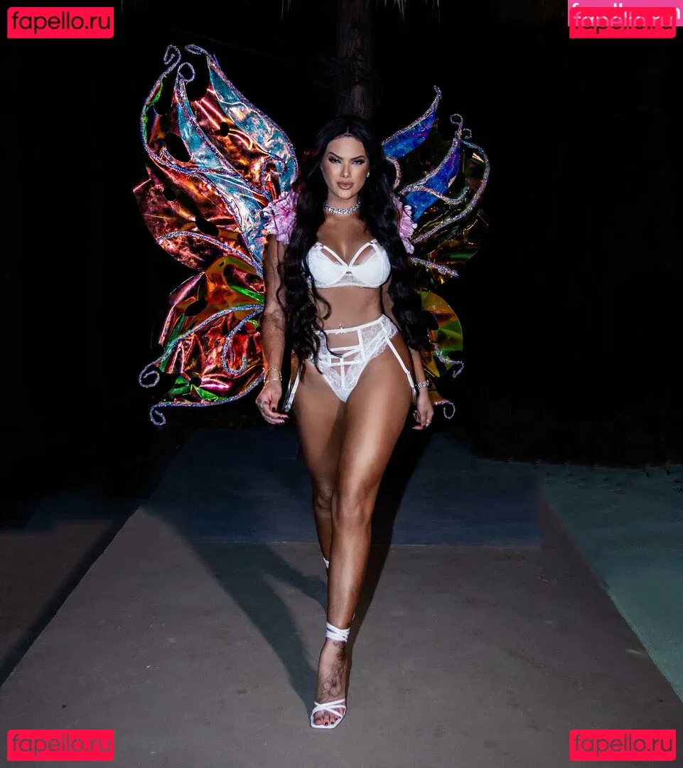 Emily Garcia Onlyfans Photo Gallery 