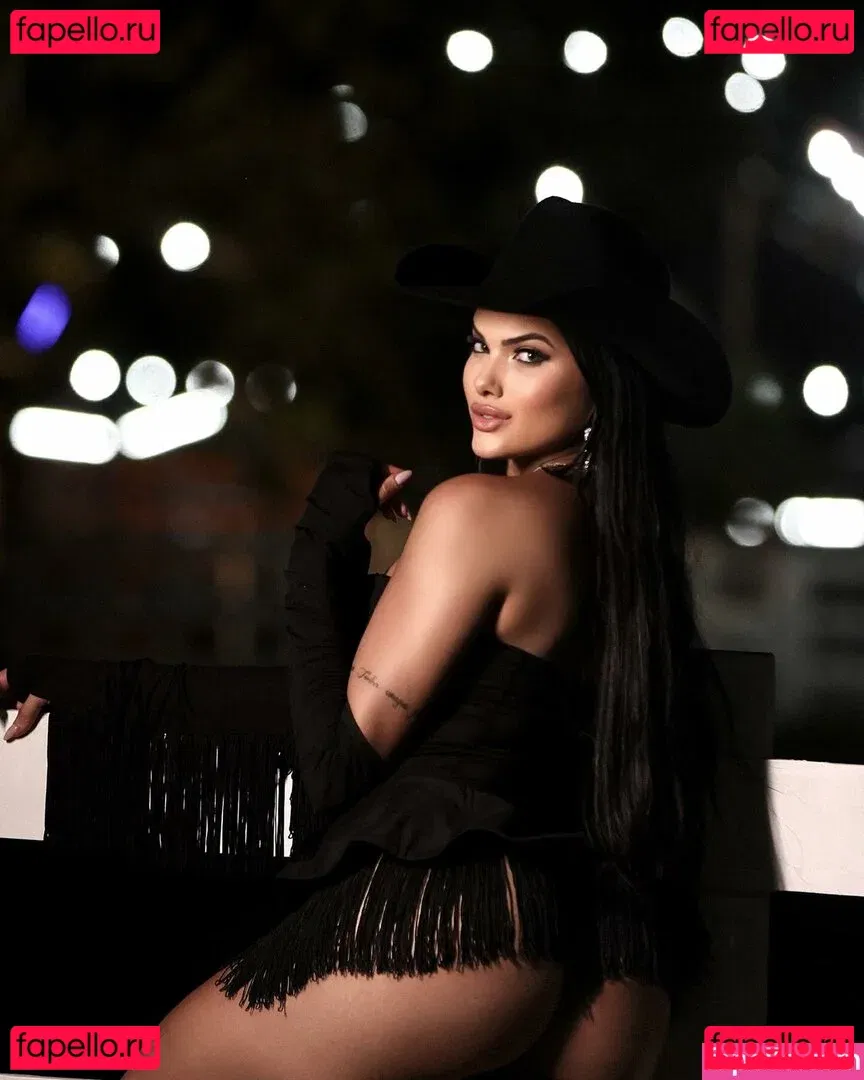 Emily Garcia Onlyfans Photo Gallery 