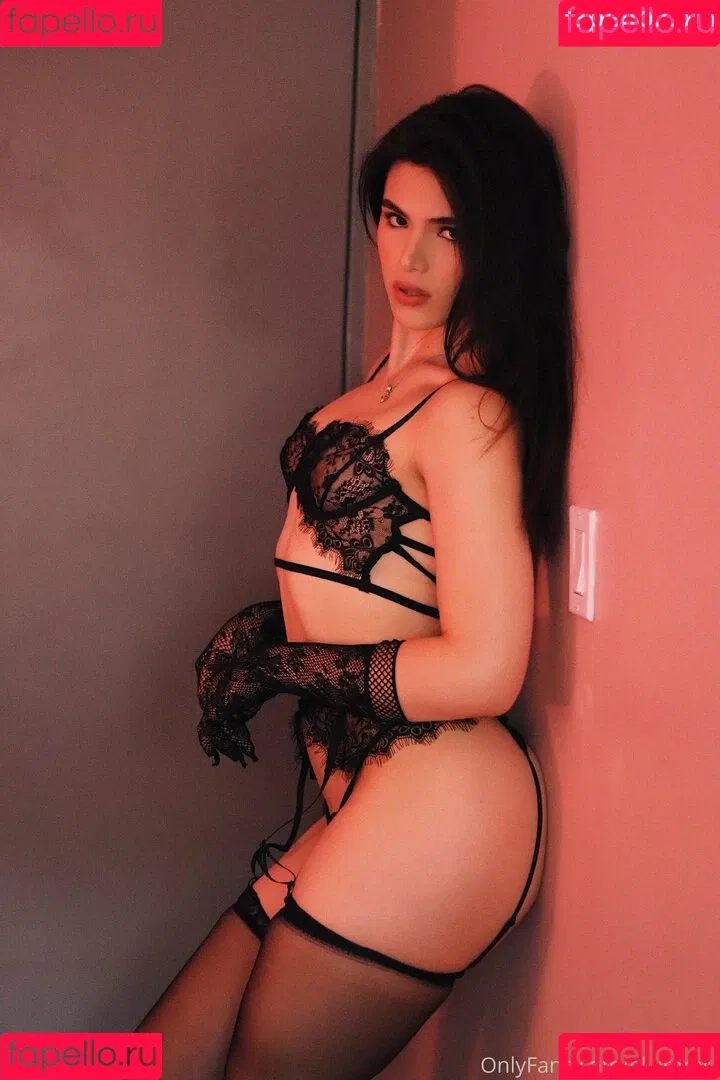 elvirarelv Onlyfans Photo Gallery 