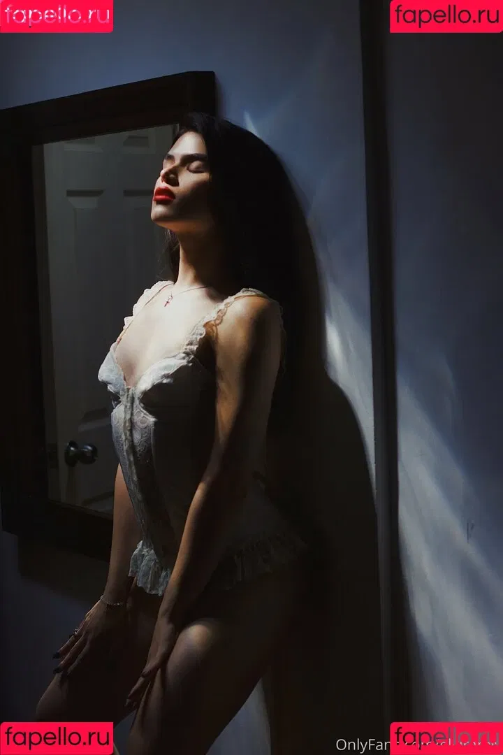 elvirarelv Onlyfans Photo Gallery 