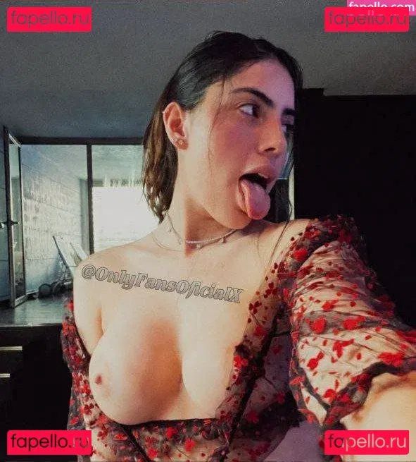 Plum sg Onlyfans Photo Gallery 