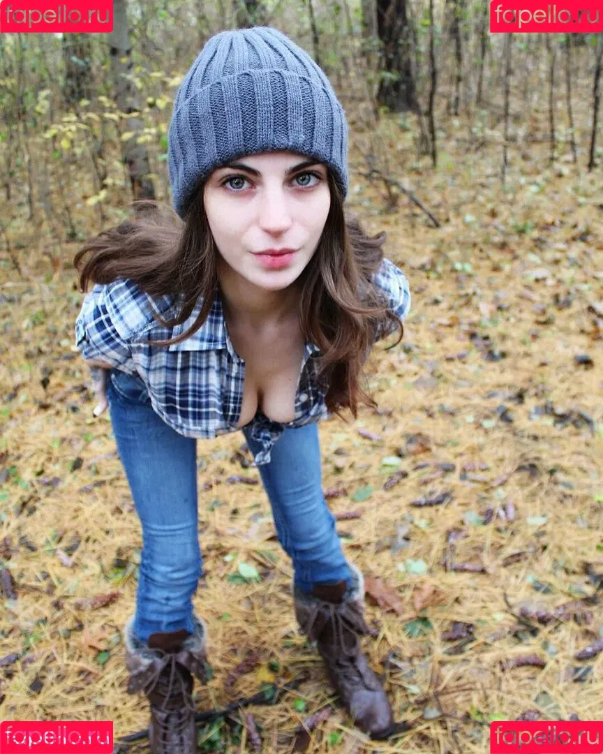 LunaBenna Onlyfans Photo Gallery 