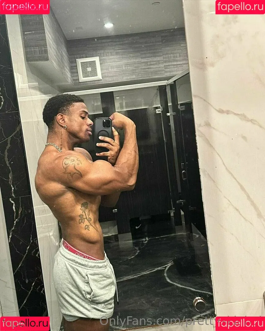 prettyskinboi Onlyfans Photo Gallery 