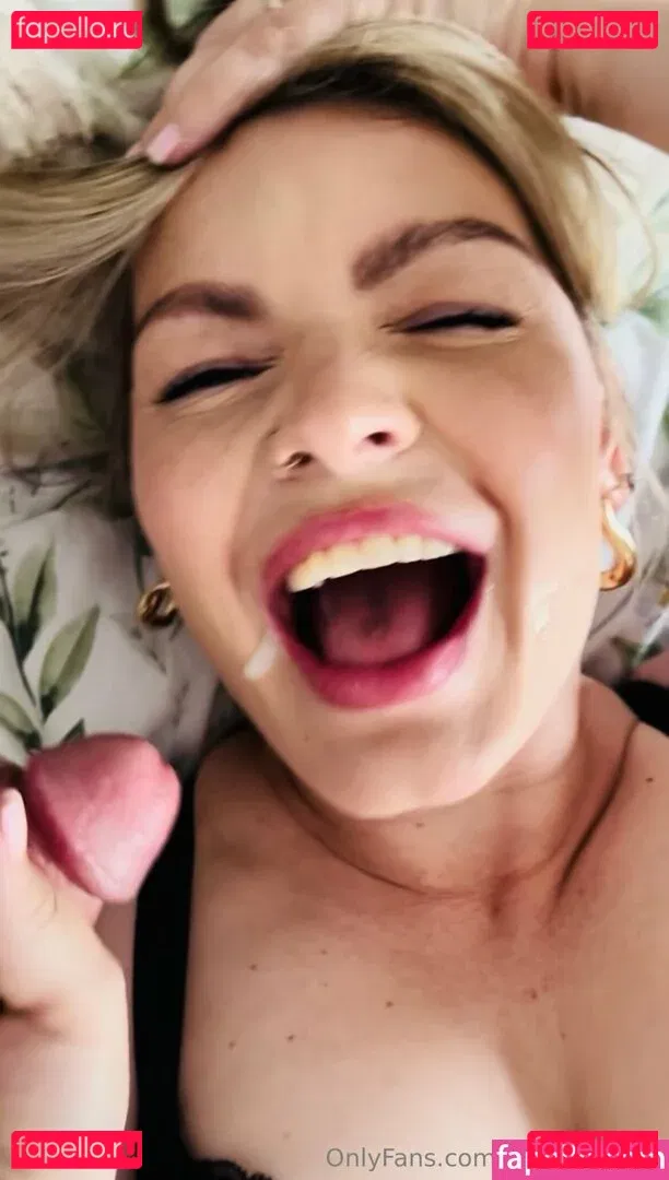 Bonnie Tawny Onlyfans Photo Gallery 