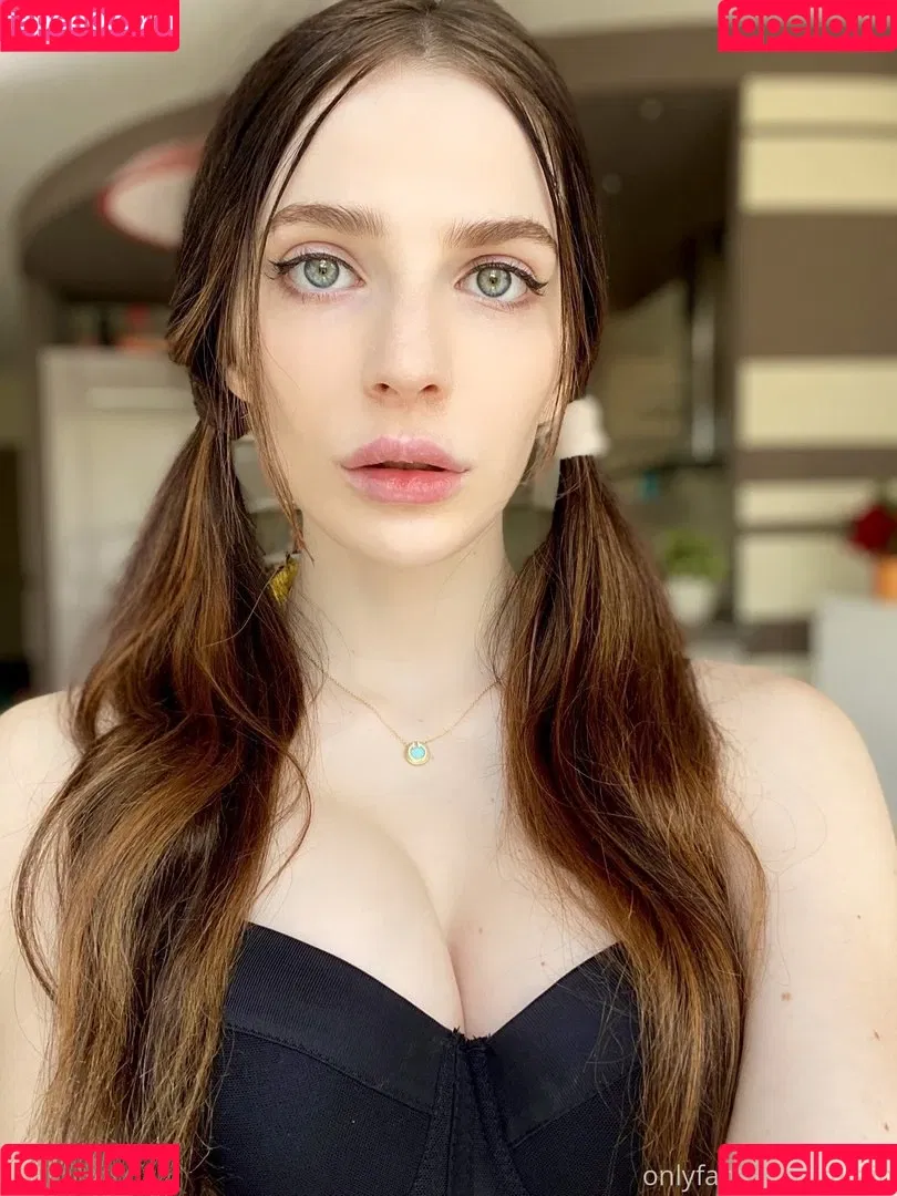 Reislin Onlyfans Photo Gallery 