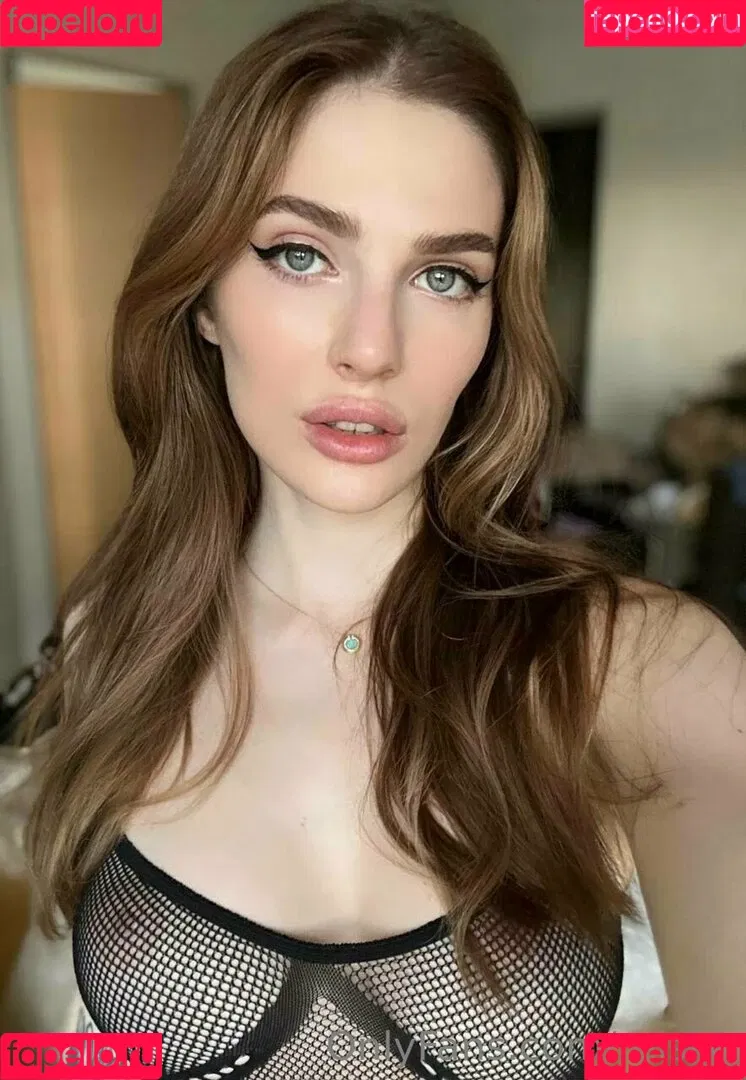 Reislin Onlyfans Photo Gallery 