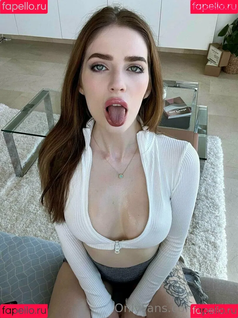 Reislin Onlyfans Photo Gallery 