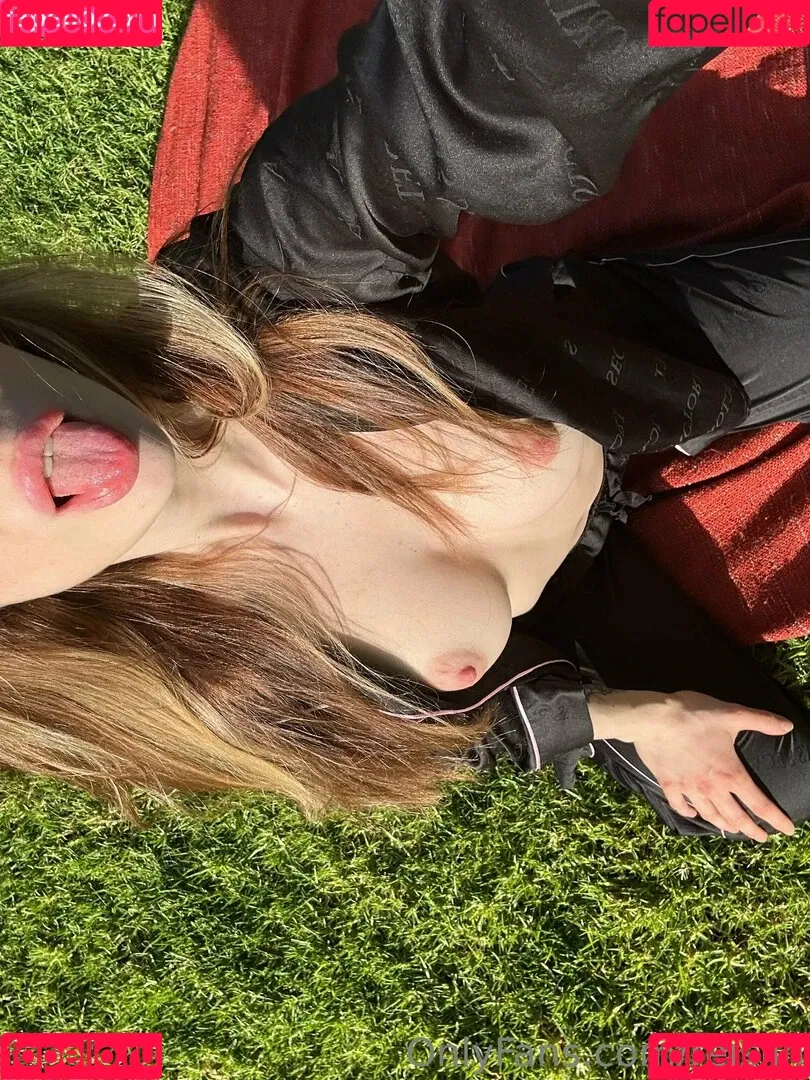 Reislin Onlyfans Photo Gallery 