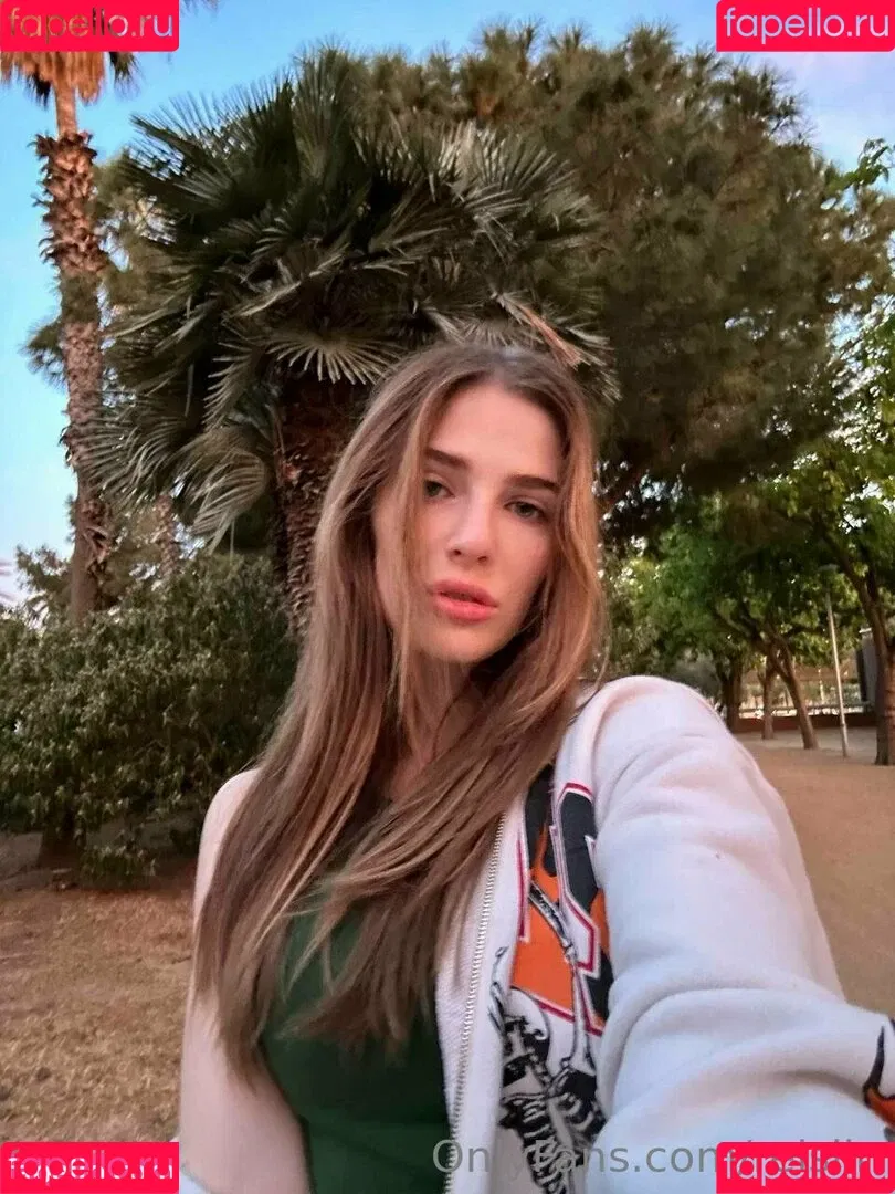 Reislin Onlyfans Photo Gallery 