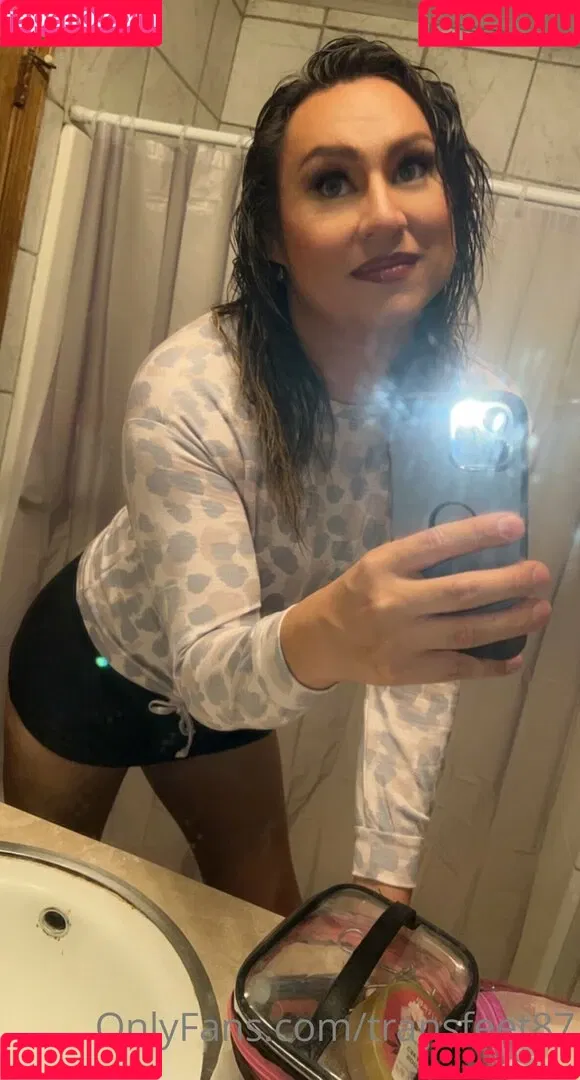 tgirlfeet35 Onlyfans Photo Gallery 