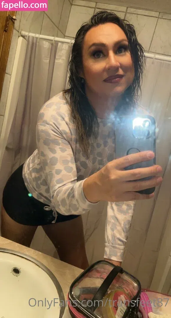 tgirlfeet35 Onlyfans Photo Gallery 