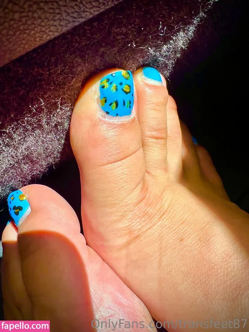 tgirlfeet35 Onlyfans Photo Gallery 