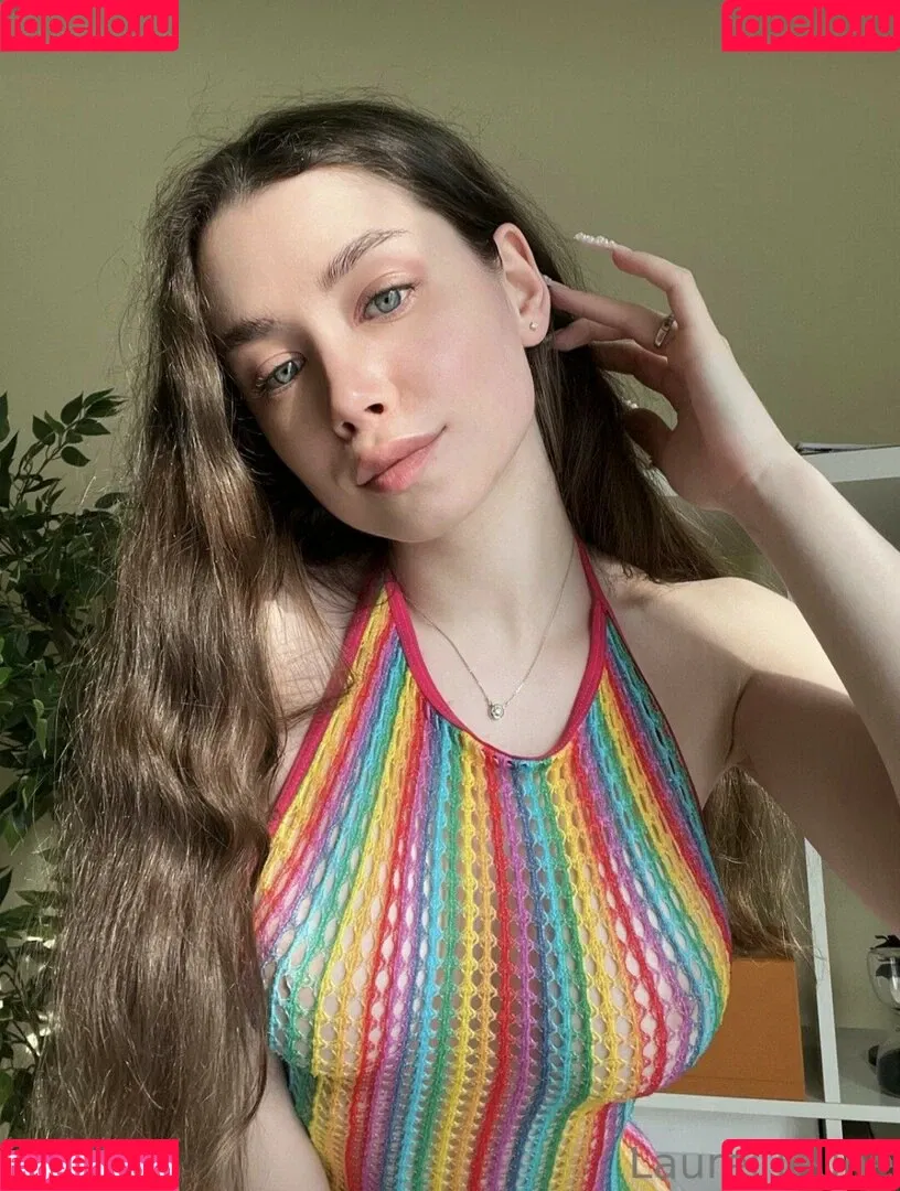 laureljeune Onlyfans Photo Gallery 