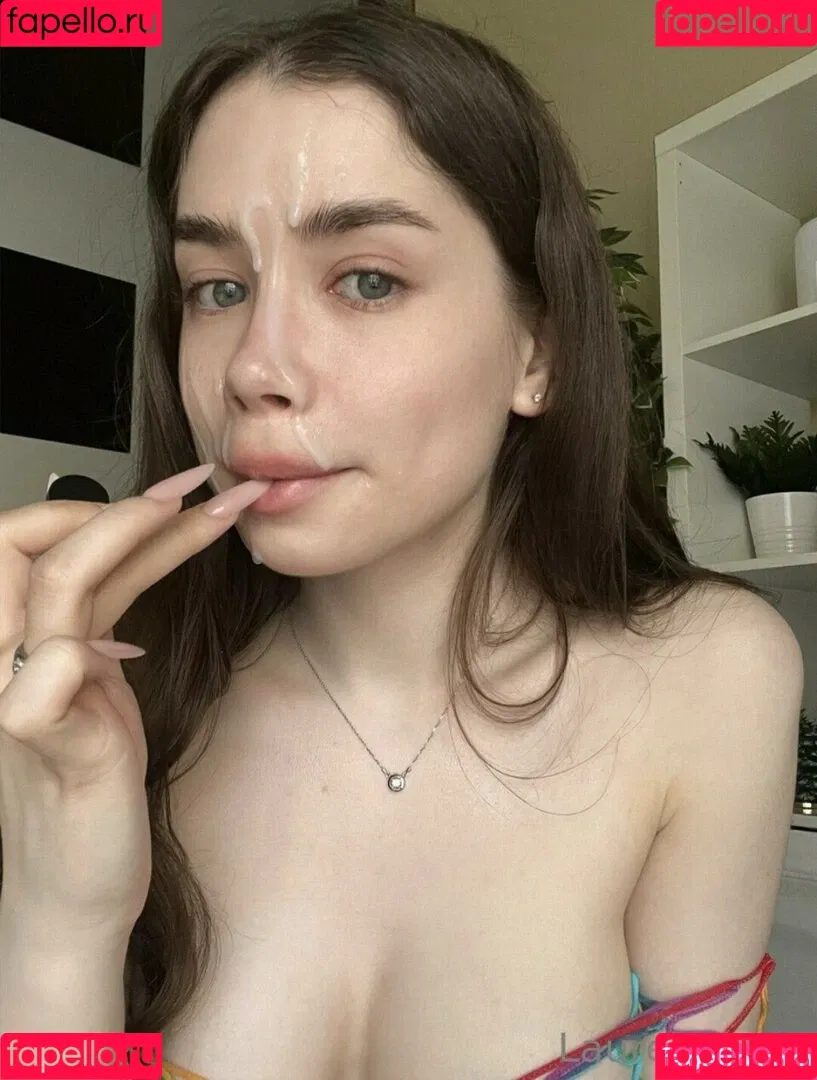 laureljeune Onlyfans Photo Gallery 