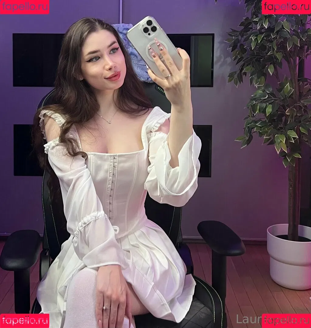 laureljeune Onlyfans Photo Gallery 