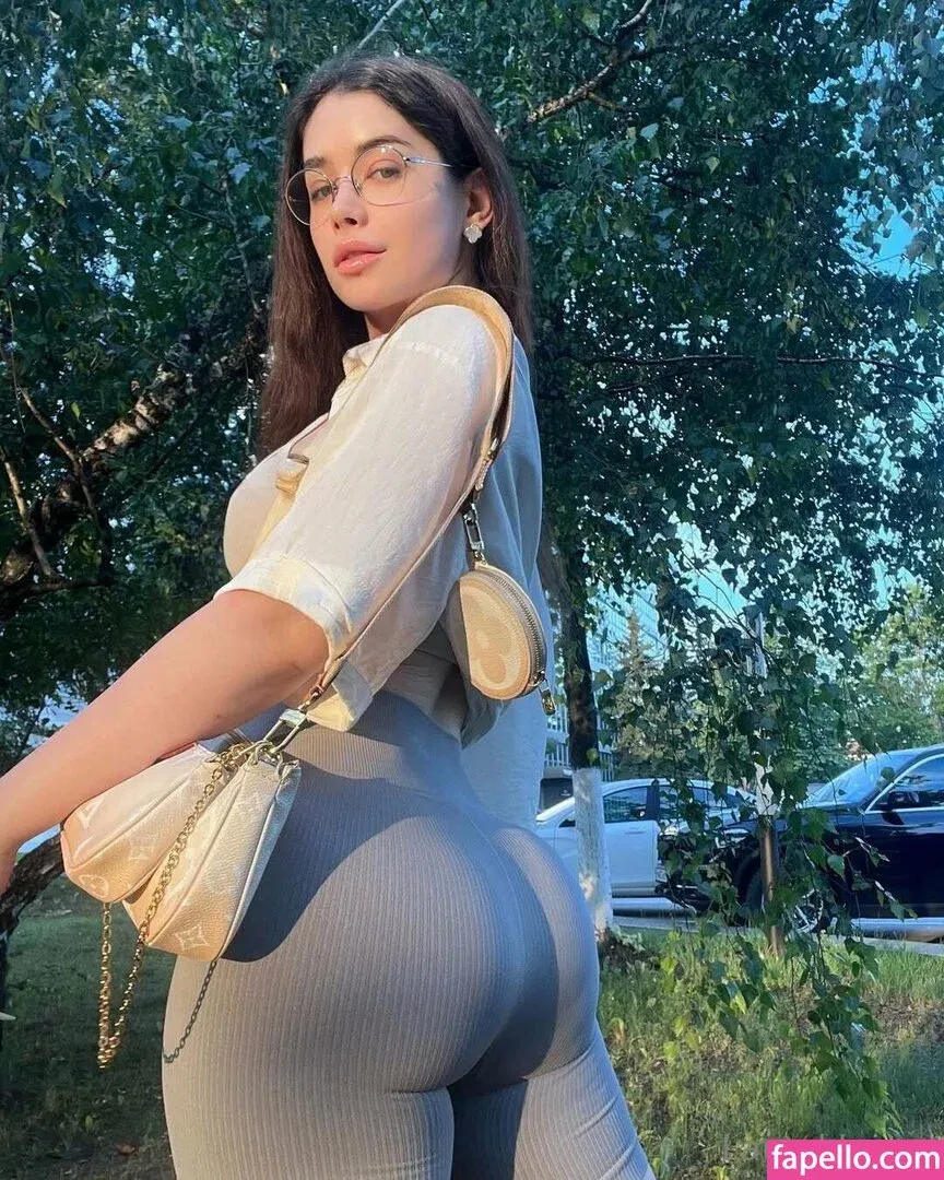 laureljeune Onlyfans Photo Gallery 