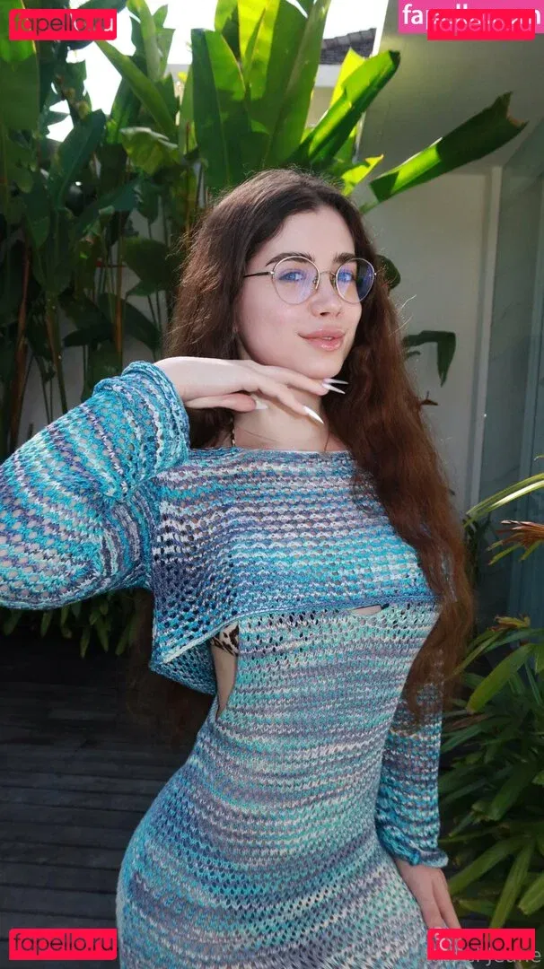 laureljeune Onlyfans Photo Gallery 