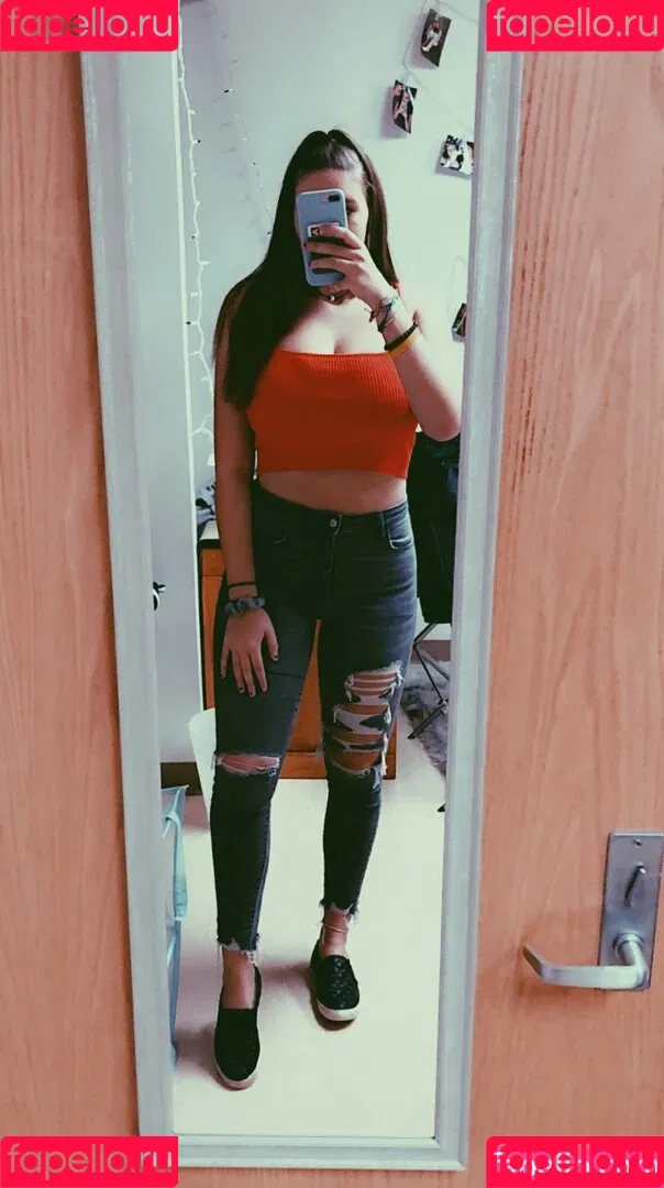 Hannah V Onlyfans Photo Gallery 
