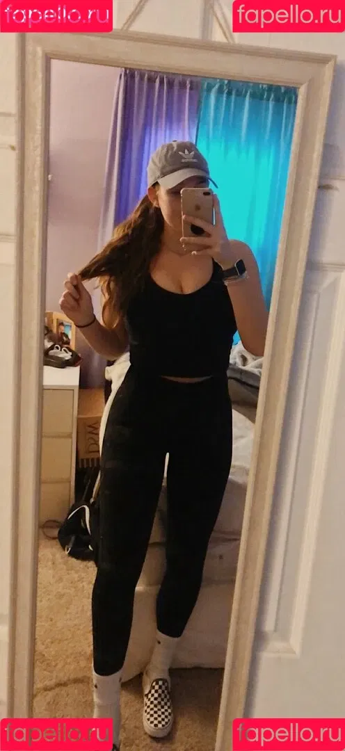 Hannah V Onlyfans Photo Gallery 