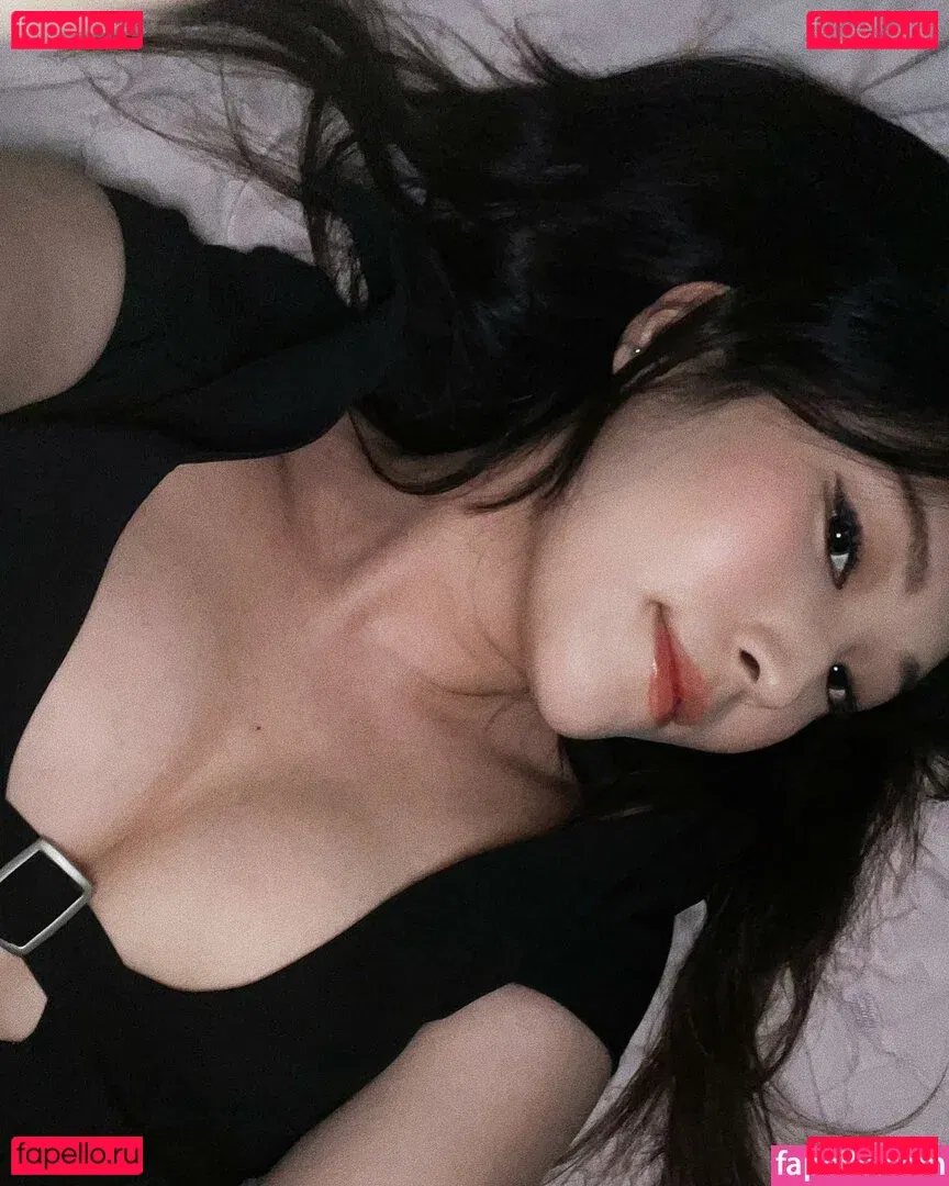 Hannah V Onlyfans Photo Gallery 