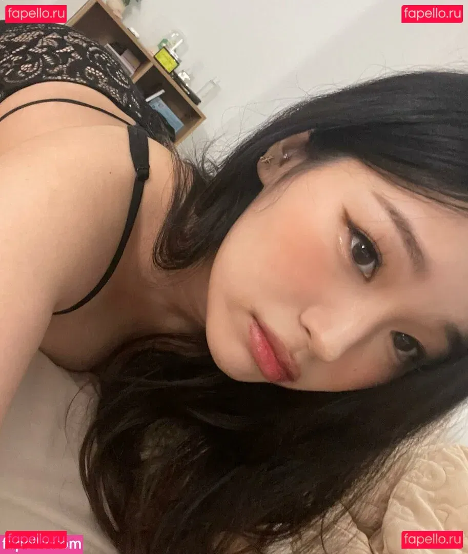 Hannah V Onlyfans Photo Gallery 