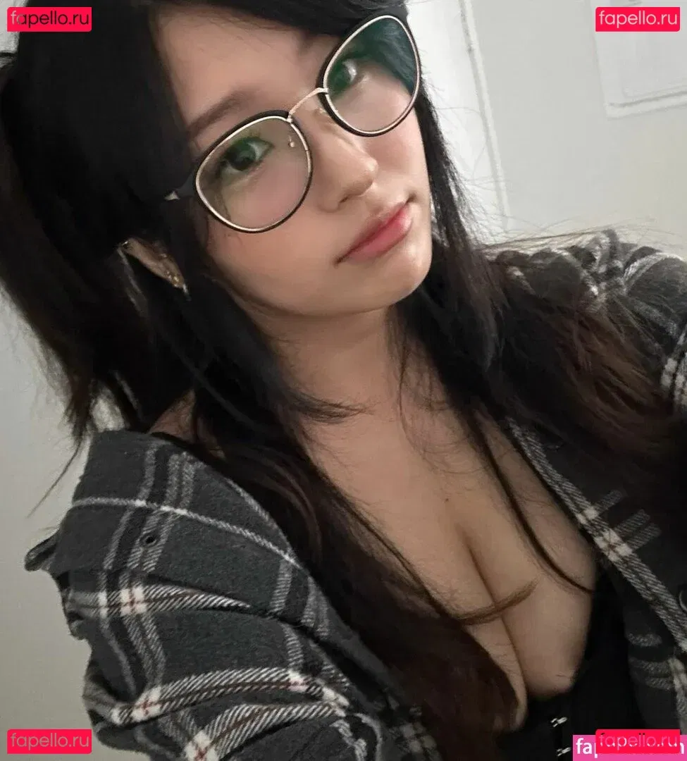 Hannah V Onlyfans Photo Gallery 