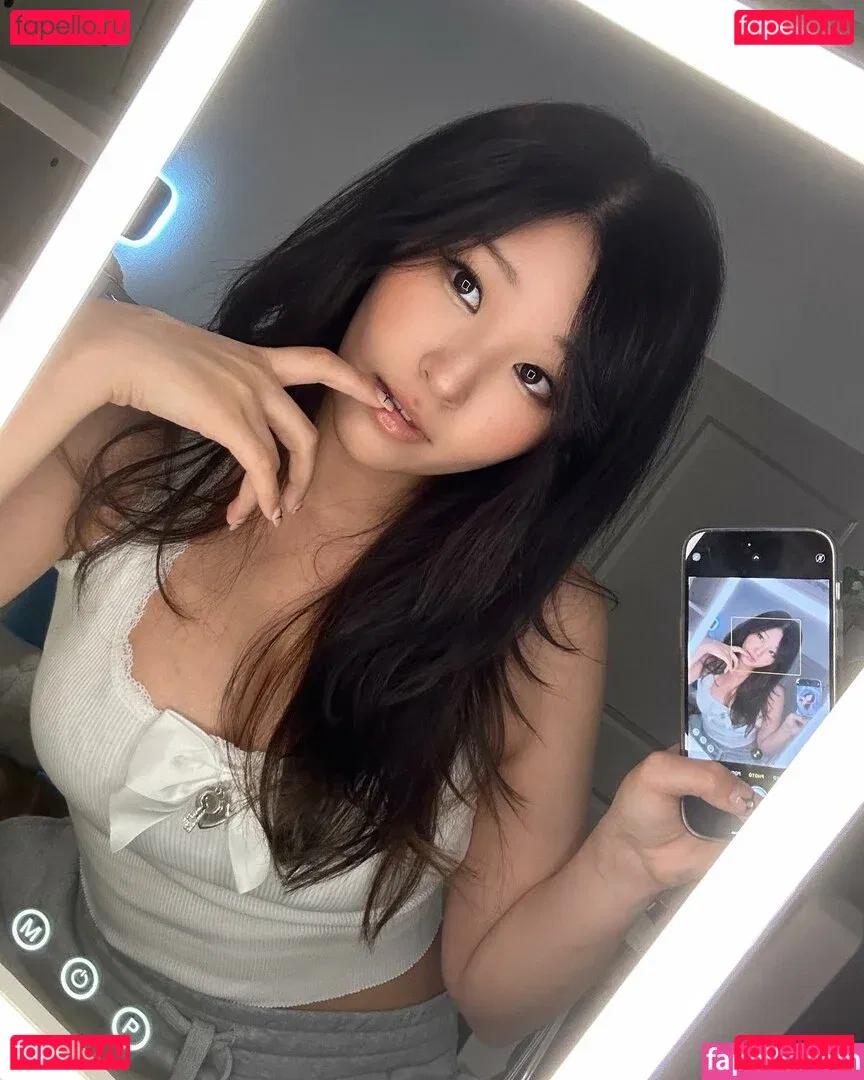 Hannah V Onlyfans Photo Gallery 